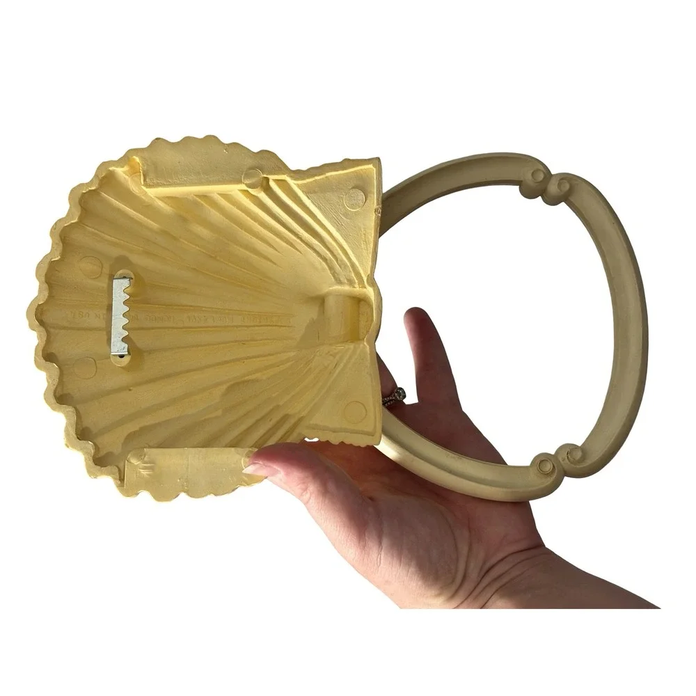 Vintage Homco Seashell Towel Ring Cream Yellow Plastic Coastal Decor 3380